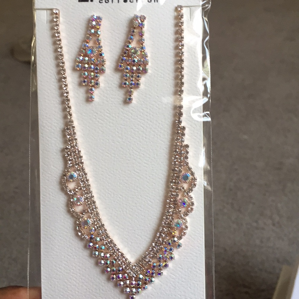Necklace and earrings